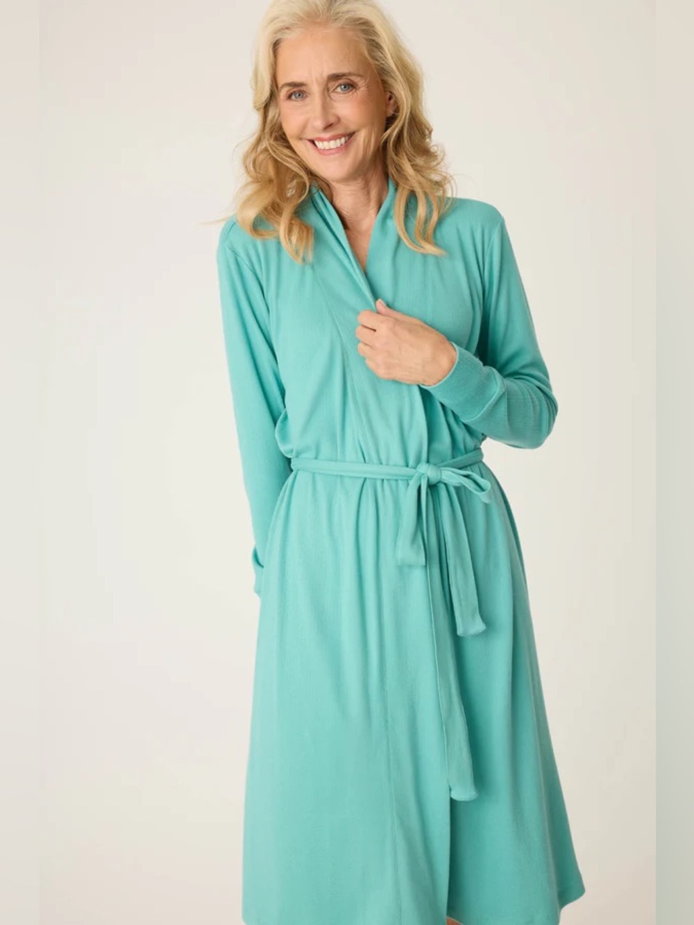 New PJ Salvage Size Medium Jade Green Soft Knit Robe Belted Long Sleeve NWT